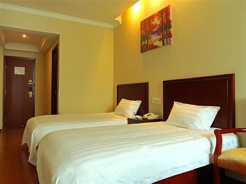 Greentree Inn Suzhou Central Circle Baihui Square Middle Yangchenghu Station Express Hotel Екстериор снимка