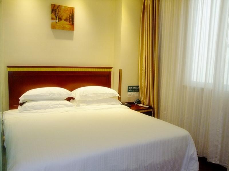 Greentree Inn Suzhou Central Circle Baihui Square Middle Yangchenghu Station Express Hotel Екстериор снимка