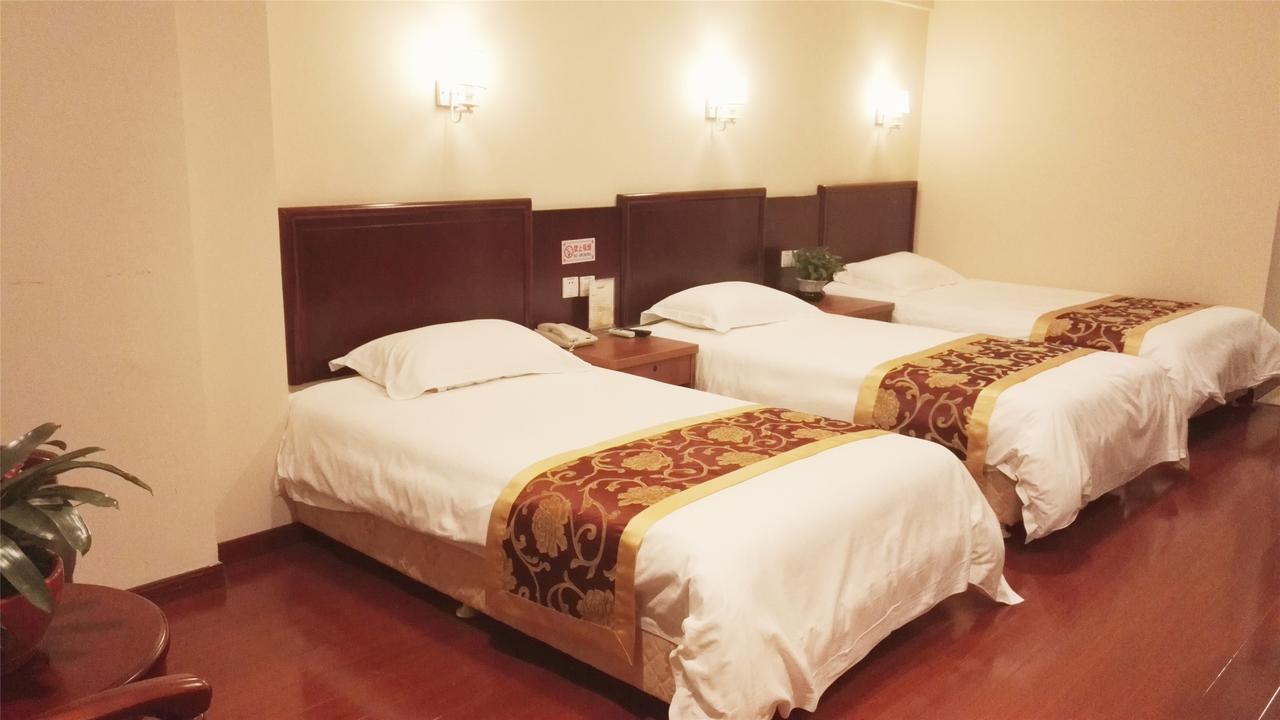 Greentree Inn Suzhou Central Circle Baihui Square Middle Yangchenghu Station Express Hotel Екстериор снимка